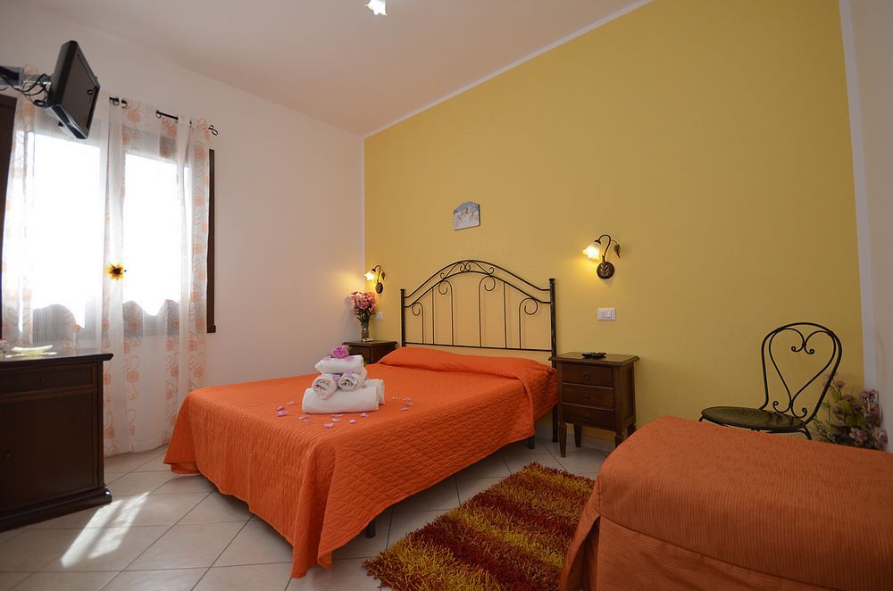 Tre Passi dal Mare B & B