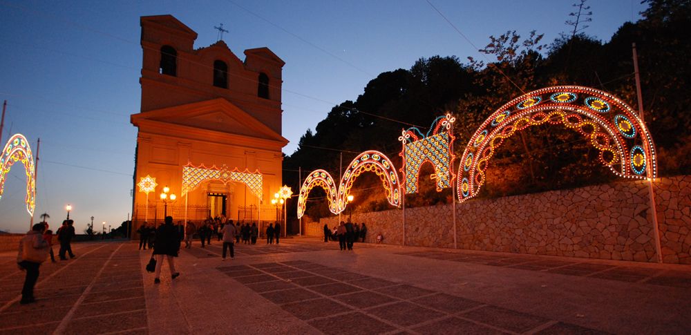 San Vito Lo Capo tourist information: find hotels, B&Bs, holiday homes