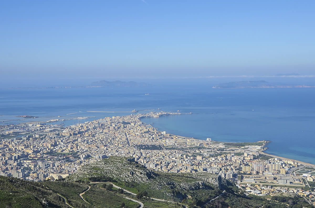 Trapani, città tra due mari