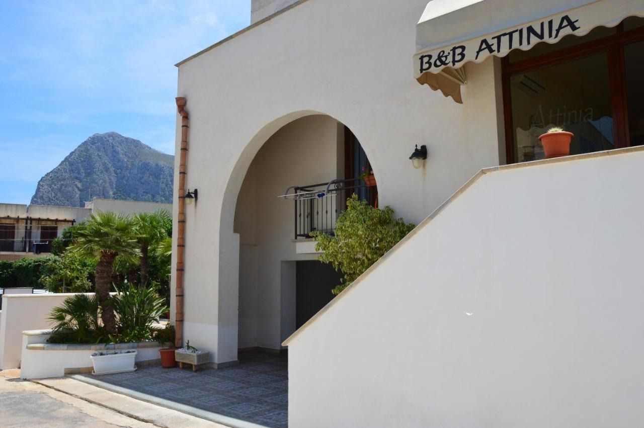 Attinia B & B