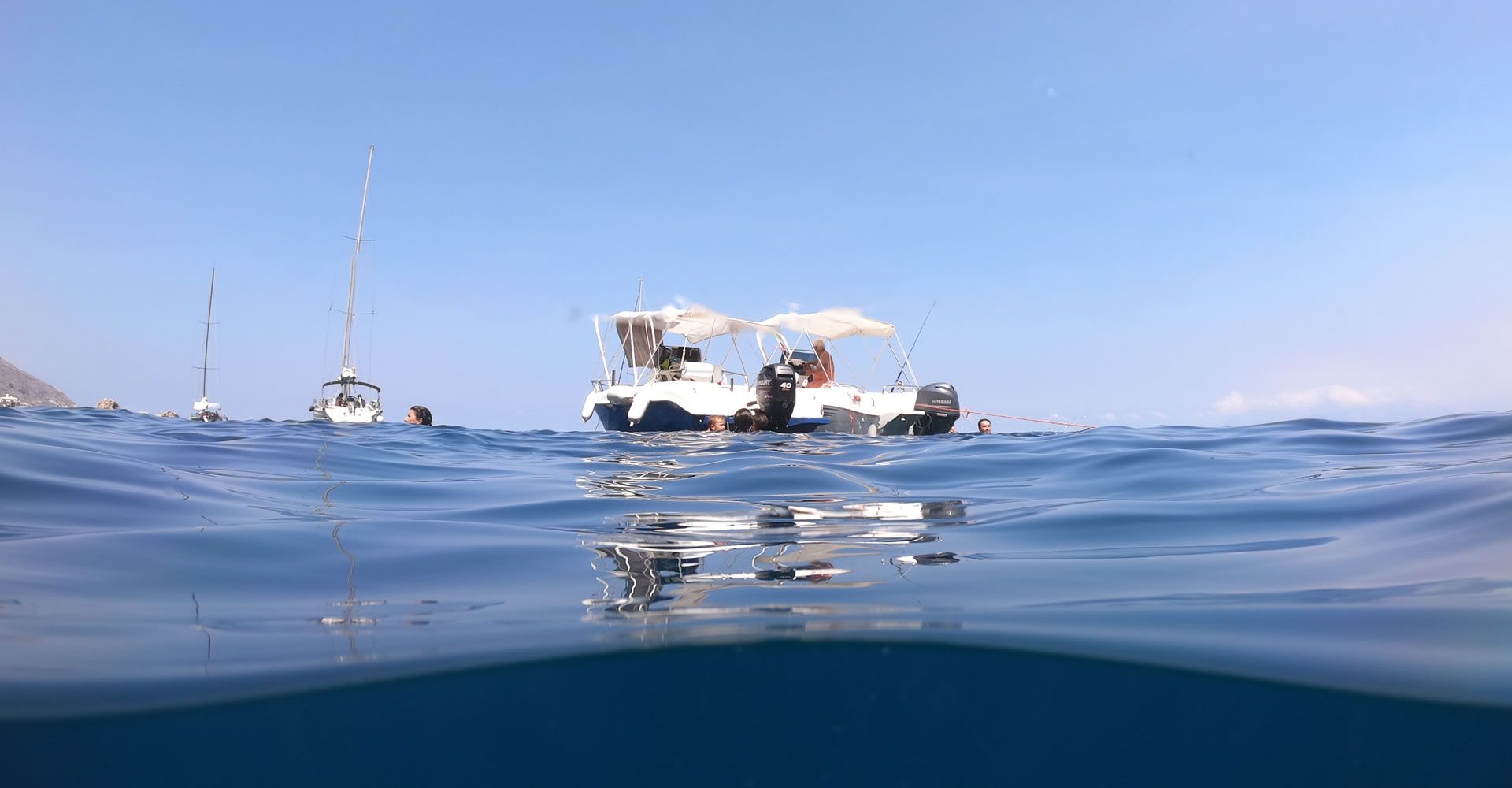 Excursiones en barco y alquiler de dinghys en Nautica Platy
