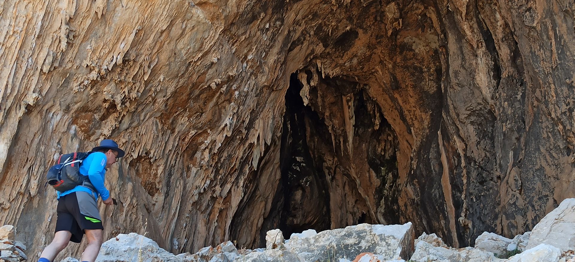 Grotta dei Cavalli - Cala Mancina
