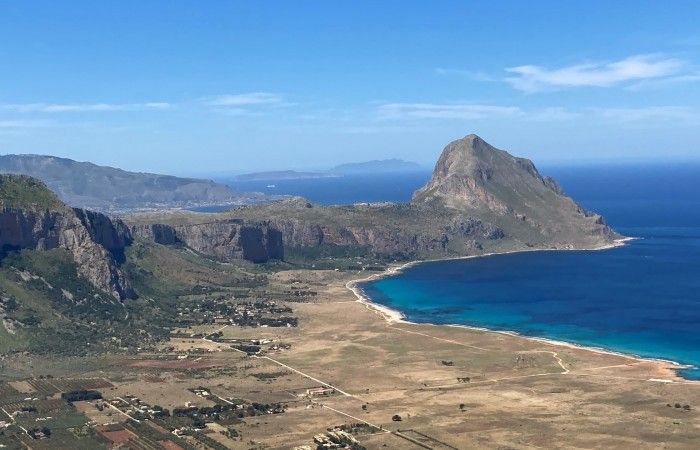 Una vera esperienza siciliana nella Valle di Castelluzzo