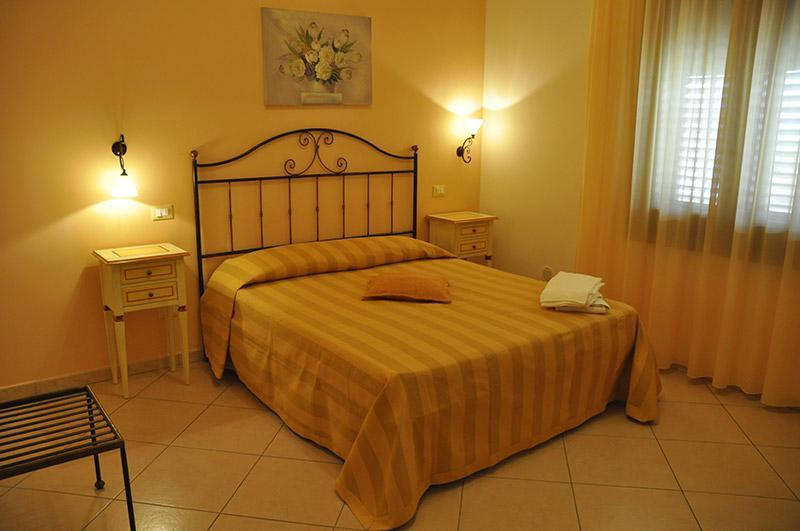 Attinia B & B