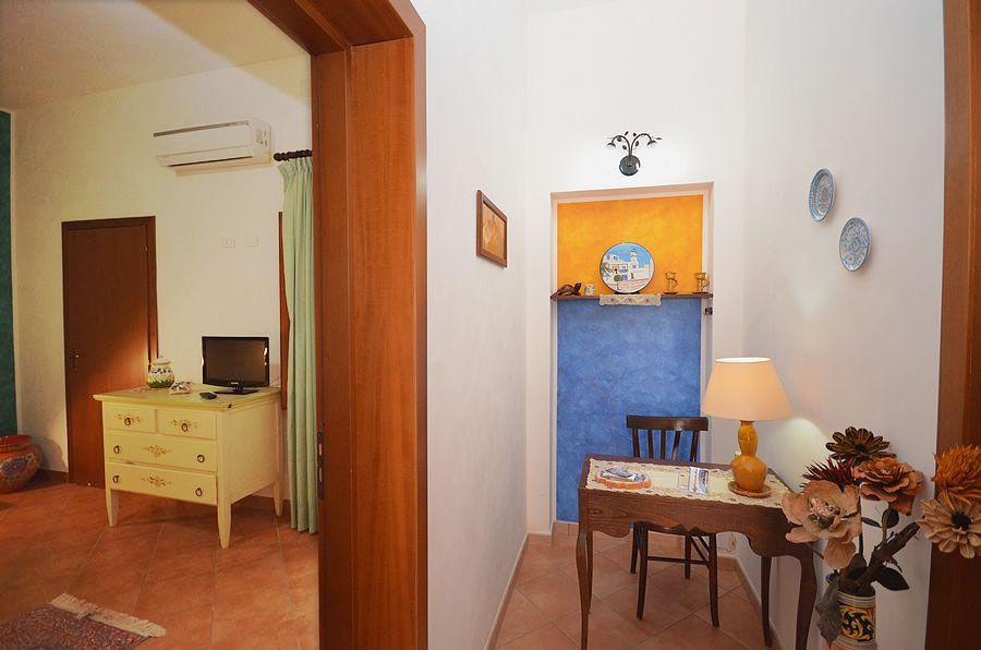 B & B Ambra